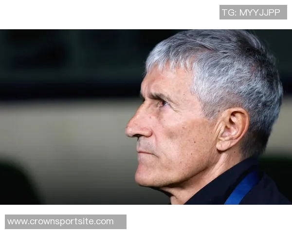 国安主帅解释半场换三人意图在于调整战术以扭转局势